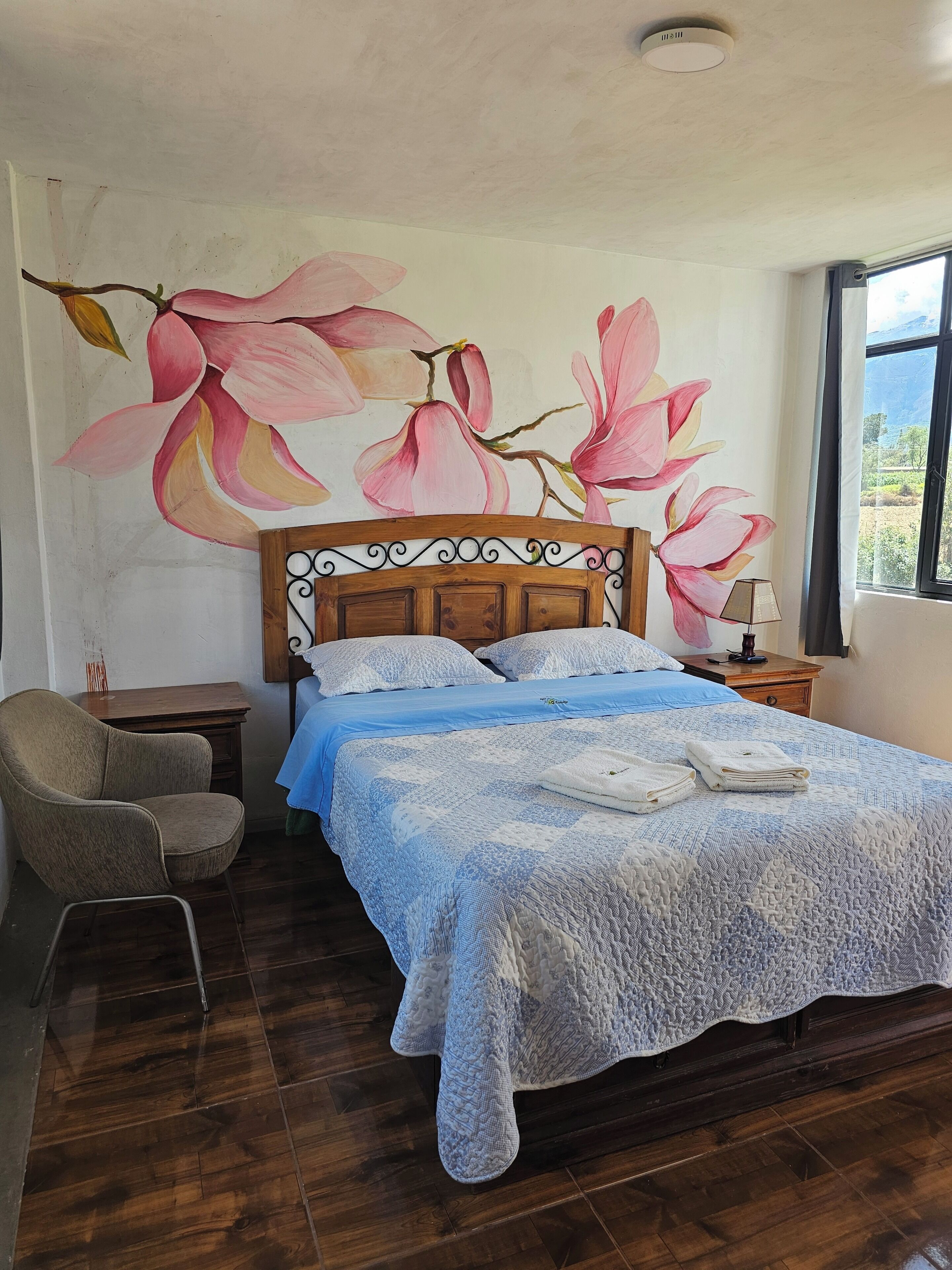 Comfort Room, Mountain View | Free WiFi