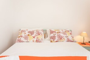 10 bedrooms, free WiFi, bed sheets - Villetta Angela - Salento Reservation (Torre Suda)