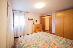 3 chambres, draps fournis
