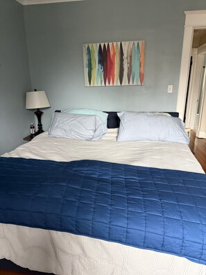 3 bedrooms, WiFi, bed sheets - 3-bedroom house in Louisville with fitness area, WiFi, AC available for KY Derby (Louisville)