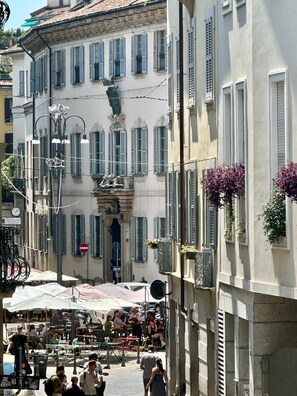 Exterior - Casa Milano Classic Elegance with Balcony (Milan)