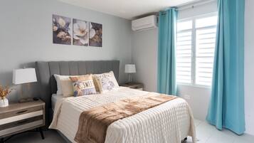 2 chambres, fer et planche à repasser, Wi-Fi, draps fournis