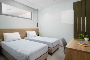 3 bedrooms, iron/ironing board, travel crib, free WiFi