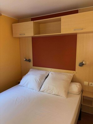 1 chambre, fer et planche à repasser, Wi-Fi