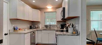 Charming 3BR BlueRiverBungalow, 6 min to Daytona Beach, 3 min drive to Pictona
