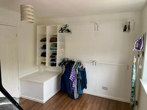 House | Interior - Cosy Contractors Retreat in Batley - Sleeps 3 (Batley)