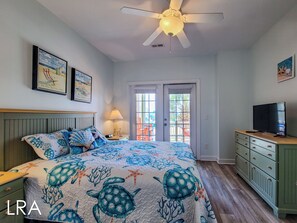 2 bedrooms, internet, bed sheets