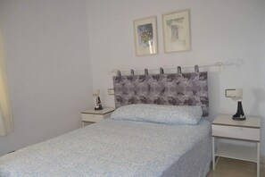 1 bedroom, iron/ironing board, internet, bed sheets - Apartments Taravilla 3D P26, in Bahia Beach (Puerto de Mazarrón)