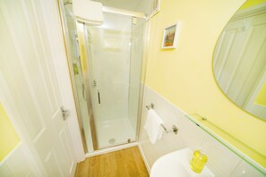 Bathroom - Radcliffe Guest House (Ross-on-Wye)