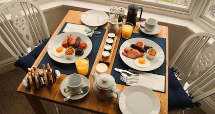 Radcliffe Guest House