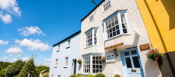 Radcliffe Guest House