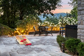 Outdoor dining - 6BR/6.5 Mountain Luxury•Hot Tub•Game Room•Town/Mountain Views•Walk to Downtown (Bryson City)