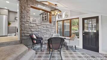 Smart TV, ping pong, books, printers