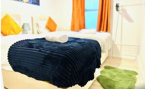 Cabin | 8 bedrooms, iron/ironing board, free WiFi, bed sheets