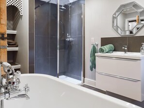 Towels - 2 bedroom accommodation in Kegworth (Kegworth)