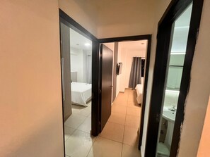 2 bedrooms, iron/ironing board, WiFi, bed sheets - Charming home in San Francisco (Panamá)