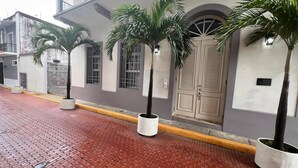 Exterior detail - Luxury Oasis in the Old Town of Panama (Panamá)