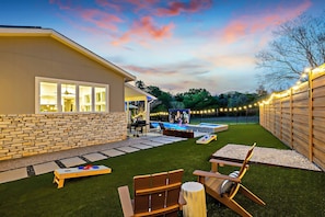 Terrace/patio - Casa Sueño: Pool |SPA| Outdoor Movie ~ Golf Course (Austin)
