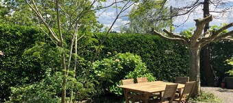 Quiet apartment at the foot of the Rhune with lovely grounds
