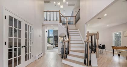 Spacious Retreat w/ Pool, Hot Tub & Game Room