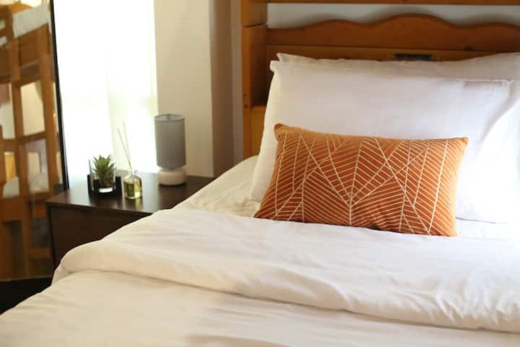 1 室のベッドルーム、アイロン / アイロン台、WiFi、ベッドシーツ