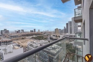 Appartement Luxe, vue ville | Balcon