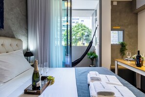 Apartment | Desk, WiFi (free) - Moderno-Pinheiros -AC - Brazilian Corner (São Paulo)