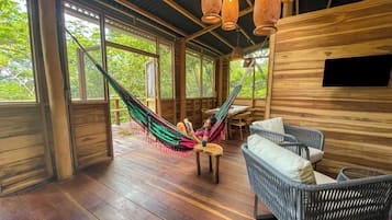 Classic Cabin, Garden View, Mountainside | Living area | Flat-screen TV