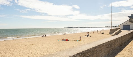 Tæt på stranden