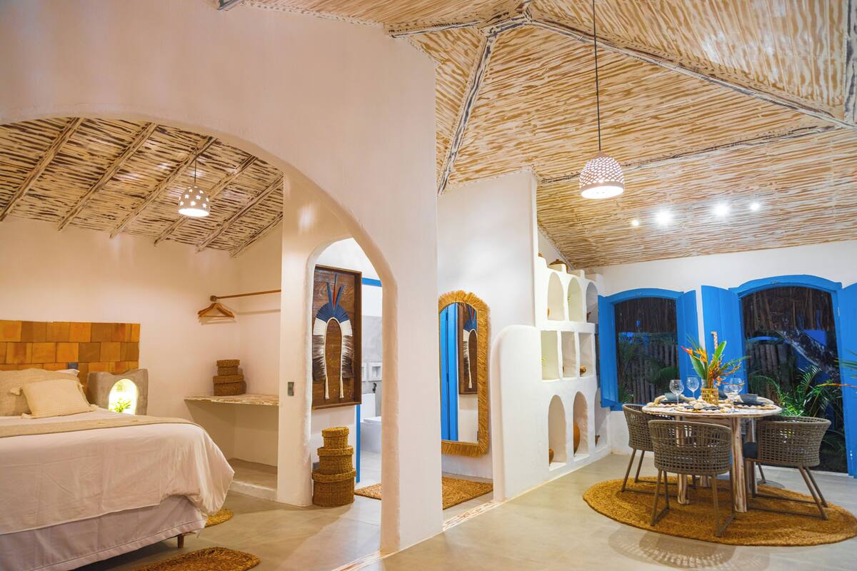 Family Quadruple Room | Iron/ironing board, free WiFi, bed sheets
