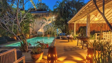 Una piscina techada