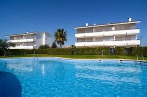 Apartment | Kolam renang | Kolam renang terbuka