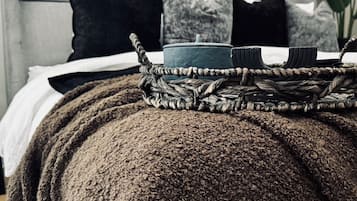 1 Schlafzimmer, BĂŒgeleisen/BĂŒgelbrett, WLAN, BettwĂ€sche