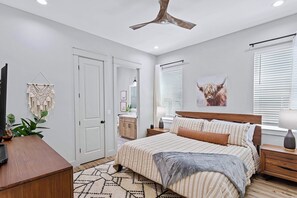 8 camere, ferro/asse da stiro, Wi-Fi gratuito, lenzuola