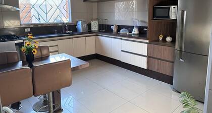 Coelhos House ️ Townhouse with swimming pool and gourmet area, close to the beach!