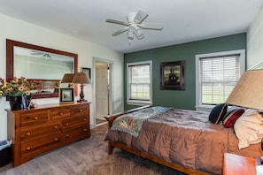 5 bedrooms, WiFi, bed sheets