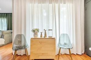 Interior - Modern Lush Green Escape (Fort Lauderdale)