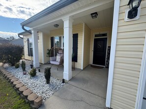 Exterior detail - 3 bedrooms WiFi! Location is 12 mins from downtown and 20 mins from the Masters! (Beech Island)