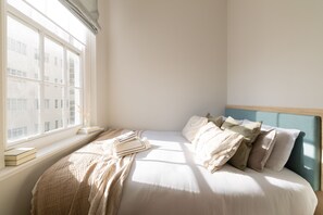 1 غرفة نوم ومكتب ومكواة/لوح كي وواي فاي مجانًا