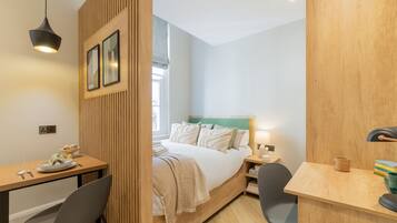 1 soveværelse, skrivebord, strygejern/strygebræt, gratis Wi-Fi