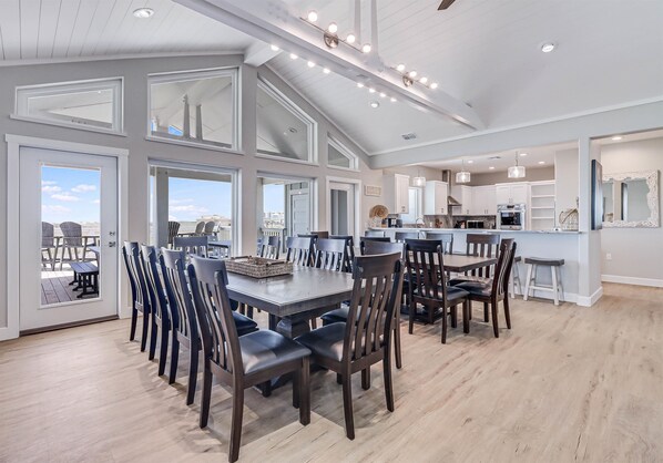 Dining - Private 9-Bedroom Beach House w/ Boardwalk and Direct Beach Access (Port Aransas)