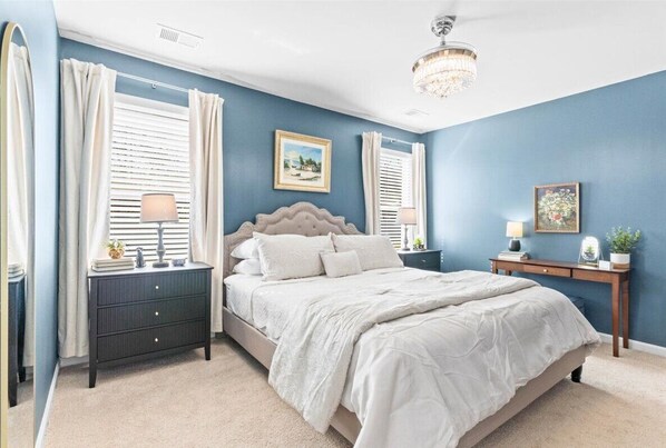 3 bedrooms, iron/ironing board, WiFi, bed sheets