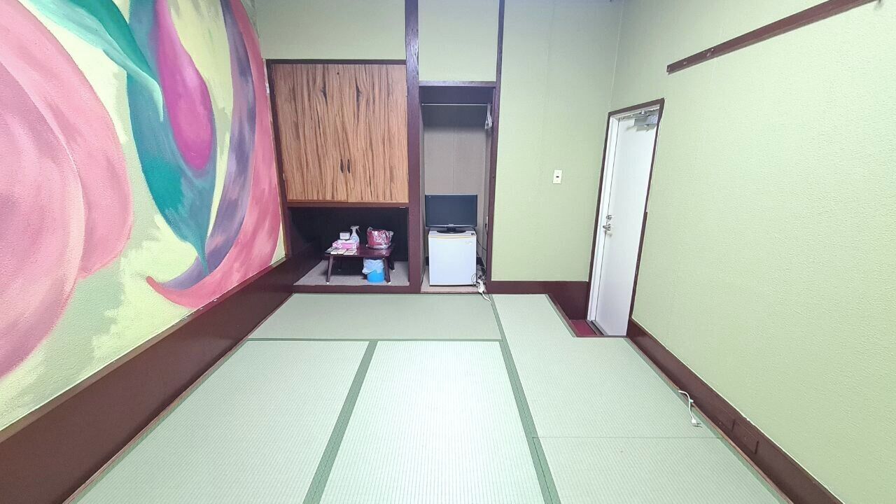 Japanese-style Double Room, Non Smoking, Shared Bathroom | Interior