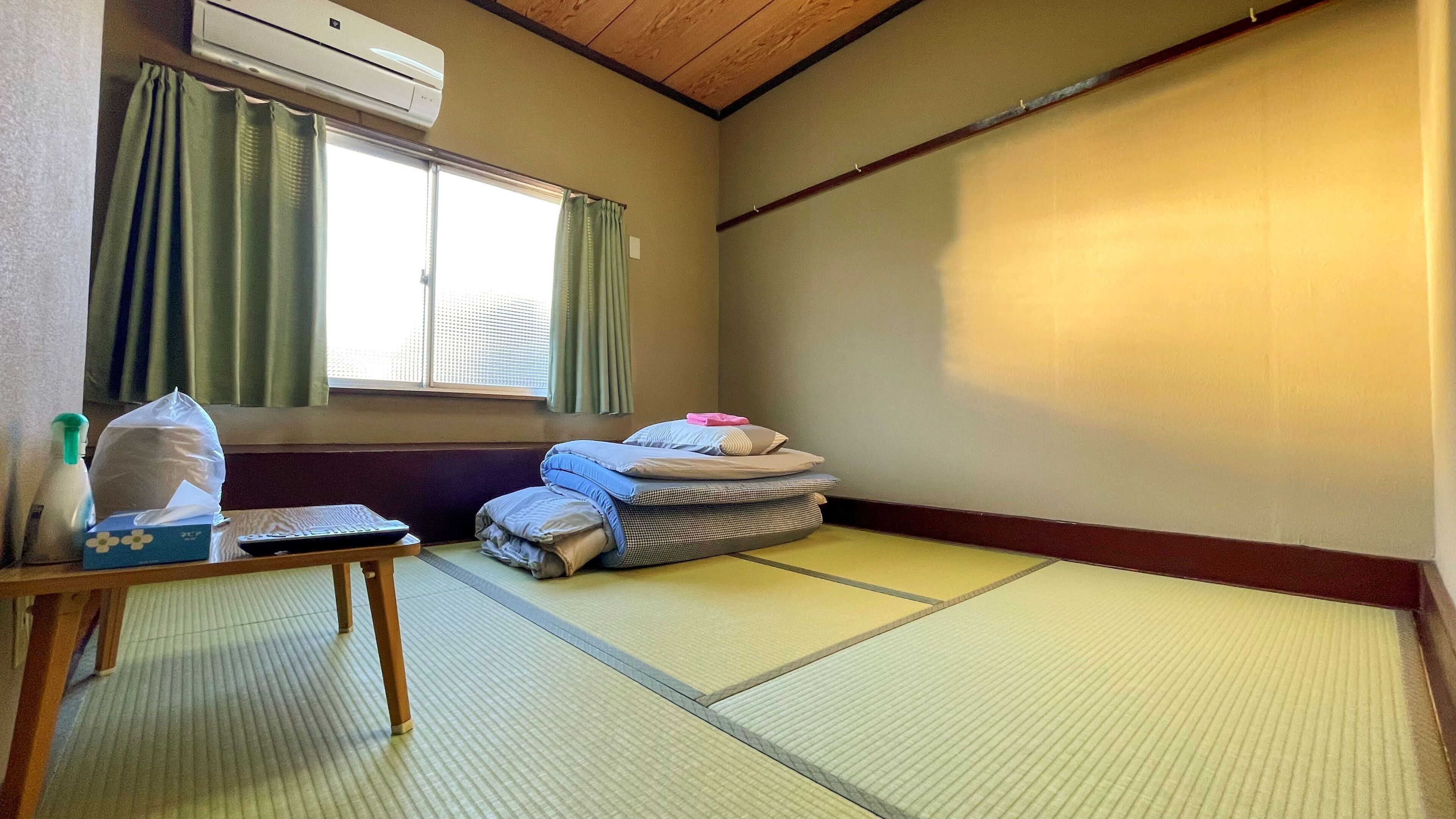 Japanese-style Single Room, Non Smoking, Shared Bathroom | Interior