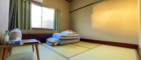 Habitación individual de estilo japonés, para no fumadores, baño compartido | Interior