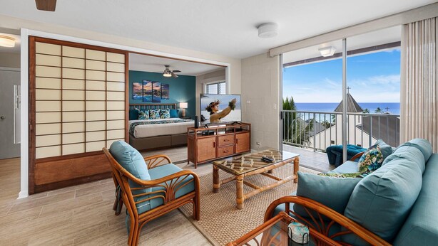 Condo, várias camas, vista para o oceano (Kailua Village#705) | 2 quartos, Wi-Fi de cortesia, roupa de cama