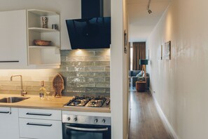 Kühlschrank, Mikrowelle, Geschirrspüler