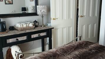 1 sovrum, strykjÀrn/strykbrÀda, gratis wi-fi och sÀngklÀder