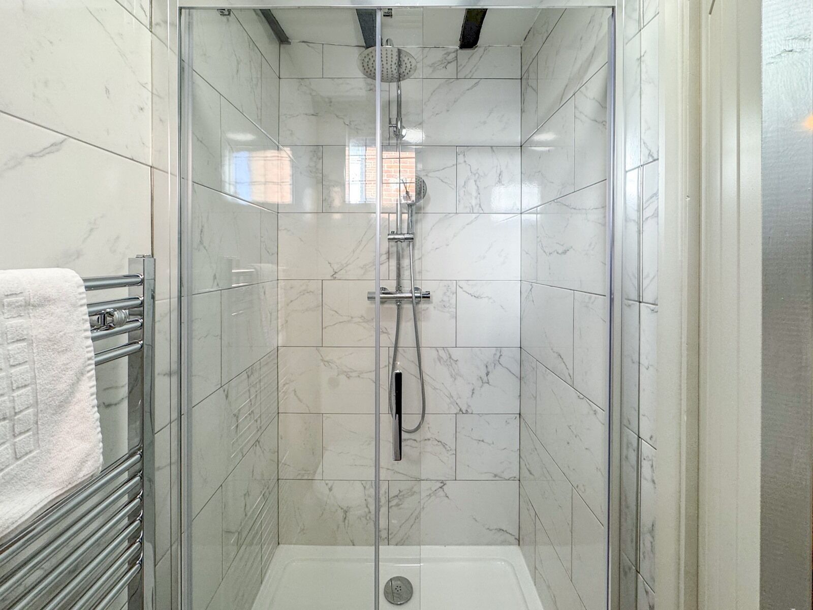 Shower, towels
