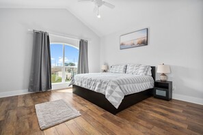 House, Multiple Beds, Balcony (BV 158 Beach View)
